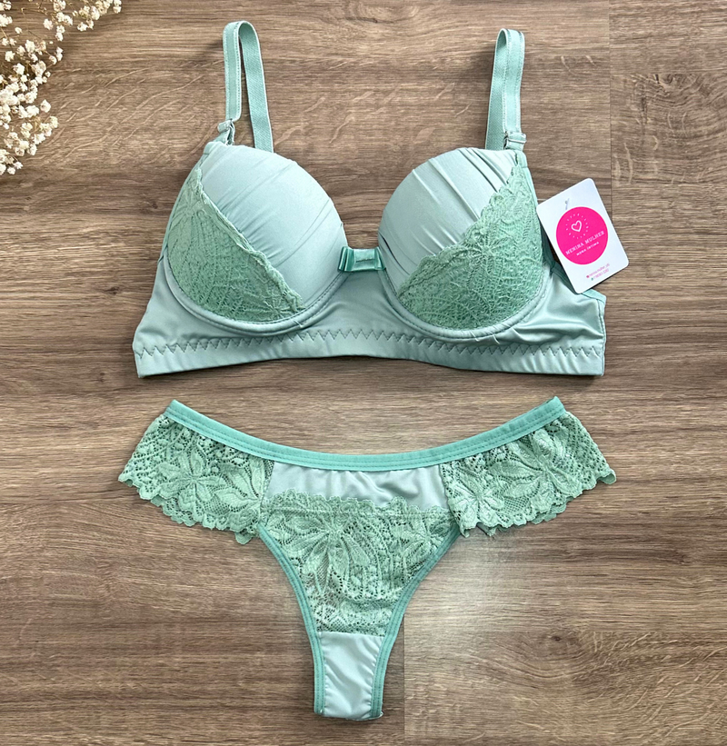 Conjunto Lingerie Feminino com Elegância